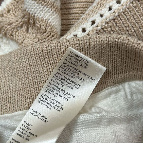 Beautiful ANTHROPOLOGIE crochet knit sweater skirt size medium - Picture 7 of 8